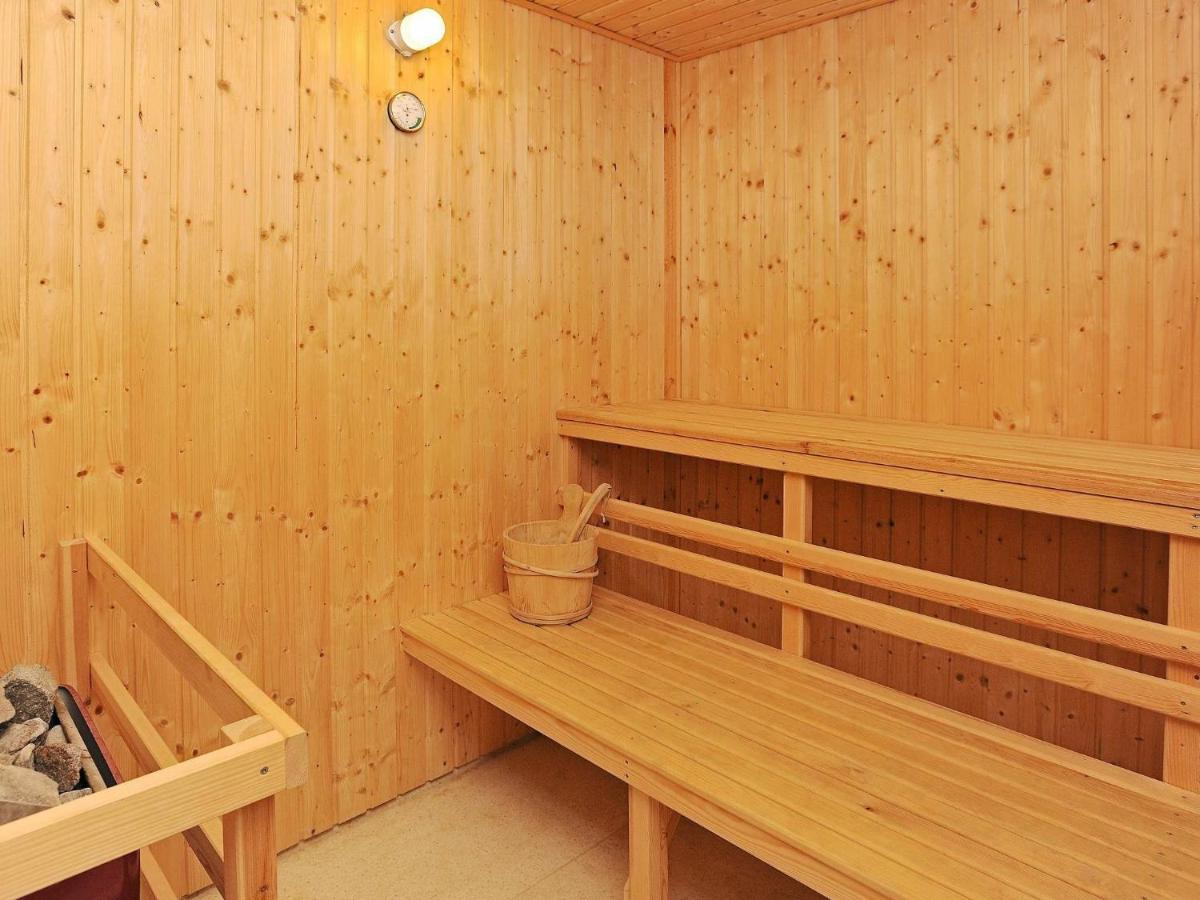 12 Person Holiday Home In Ullerslev Eksteriør billede